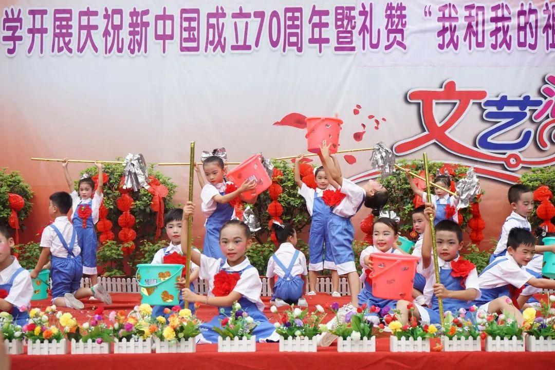 不见五陵豪杰墓，无花无酒锄作田。是什么意思